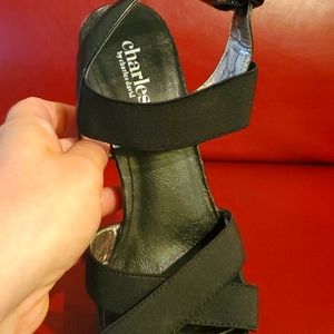 Charles wedges size 37